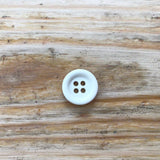 4-hole Button: 16mm Cream