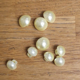Buttons - Pearl Buttons