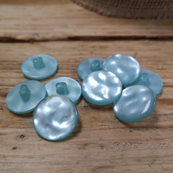 Shell Effect Pearlised Shank Button 19mm - mint