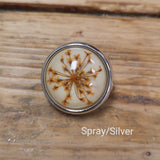 Vintage Circular Dried Flower Cabochon Button on Metallic Plastic Mount 28mm