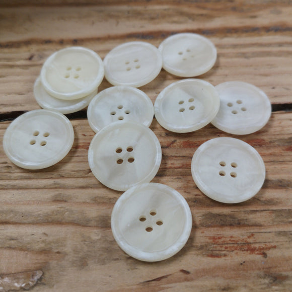 Cream Basic Marbled Button 26mm