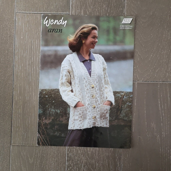 Wendy Knitting Pattern - Wendy Aran 4233